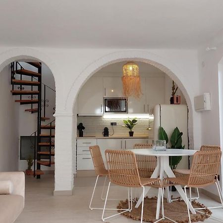 נרחה New Boho Home With Balcony, Private Garden And Communal Pool מראה חיצוני תמונה