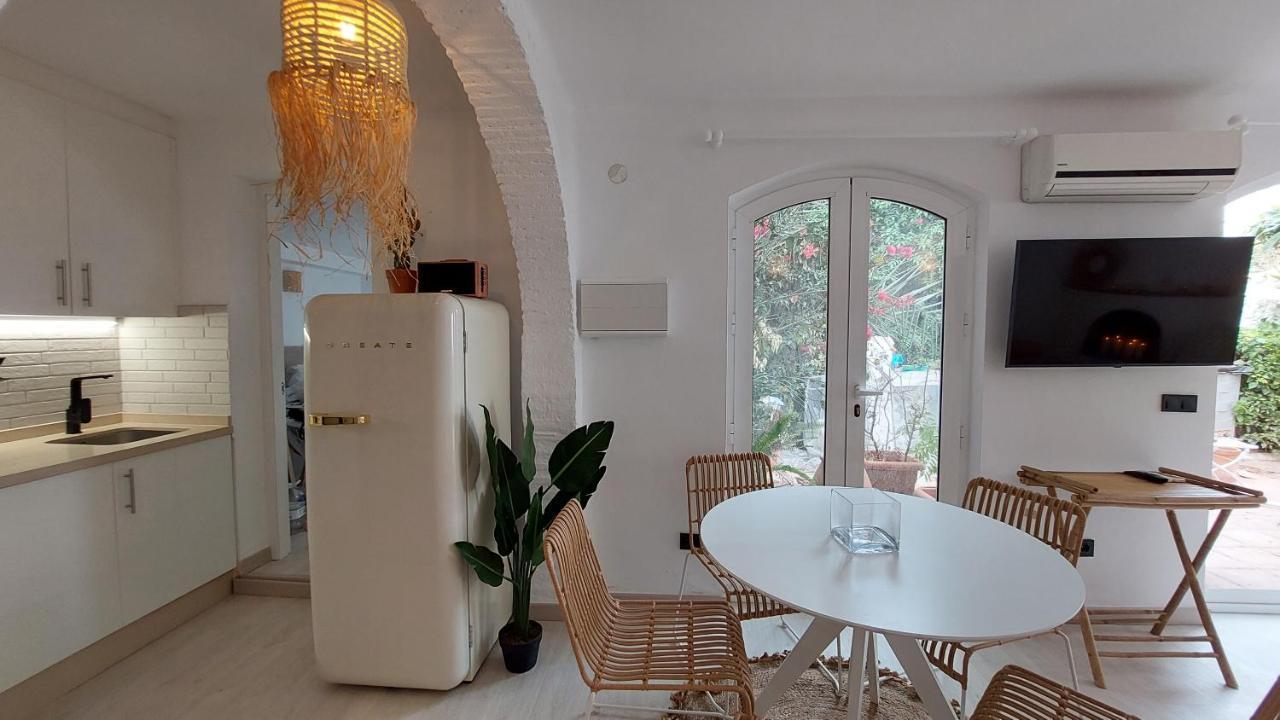 נרחה New Boho Home With Balcony, Private Garden And Communal Pool מראה חיצוני תמונה