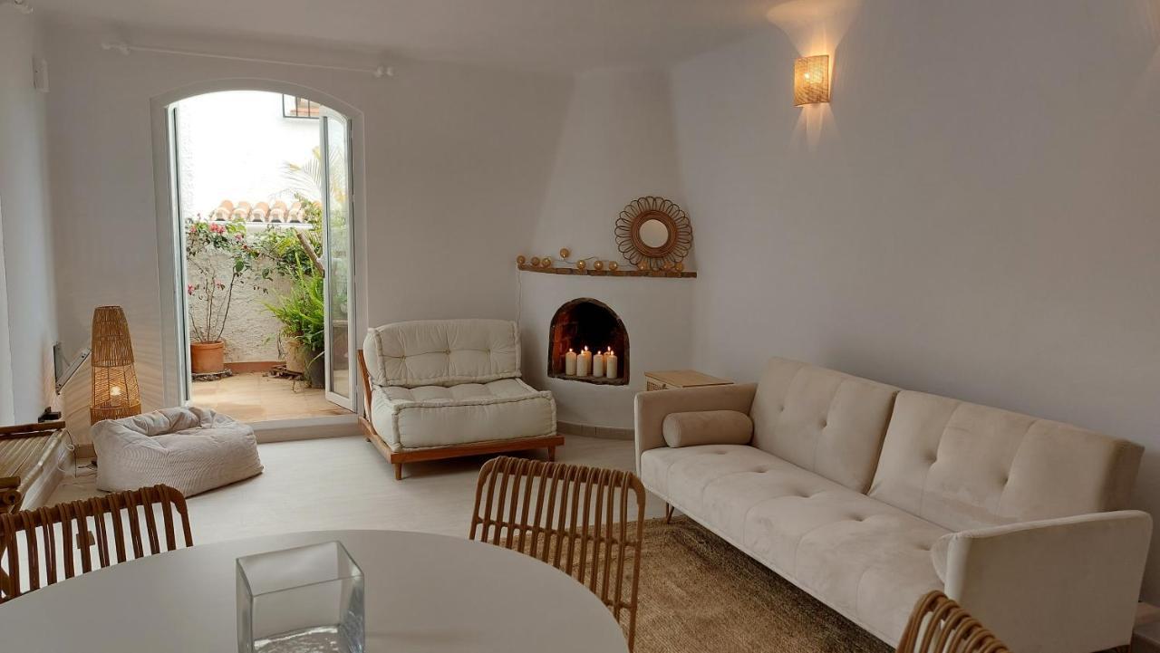 נרחה New Boho Home With Balcony, Private Garden And Communal Pool מראה חיצוני תמונה