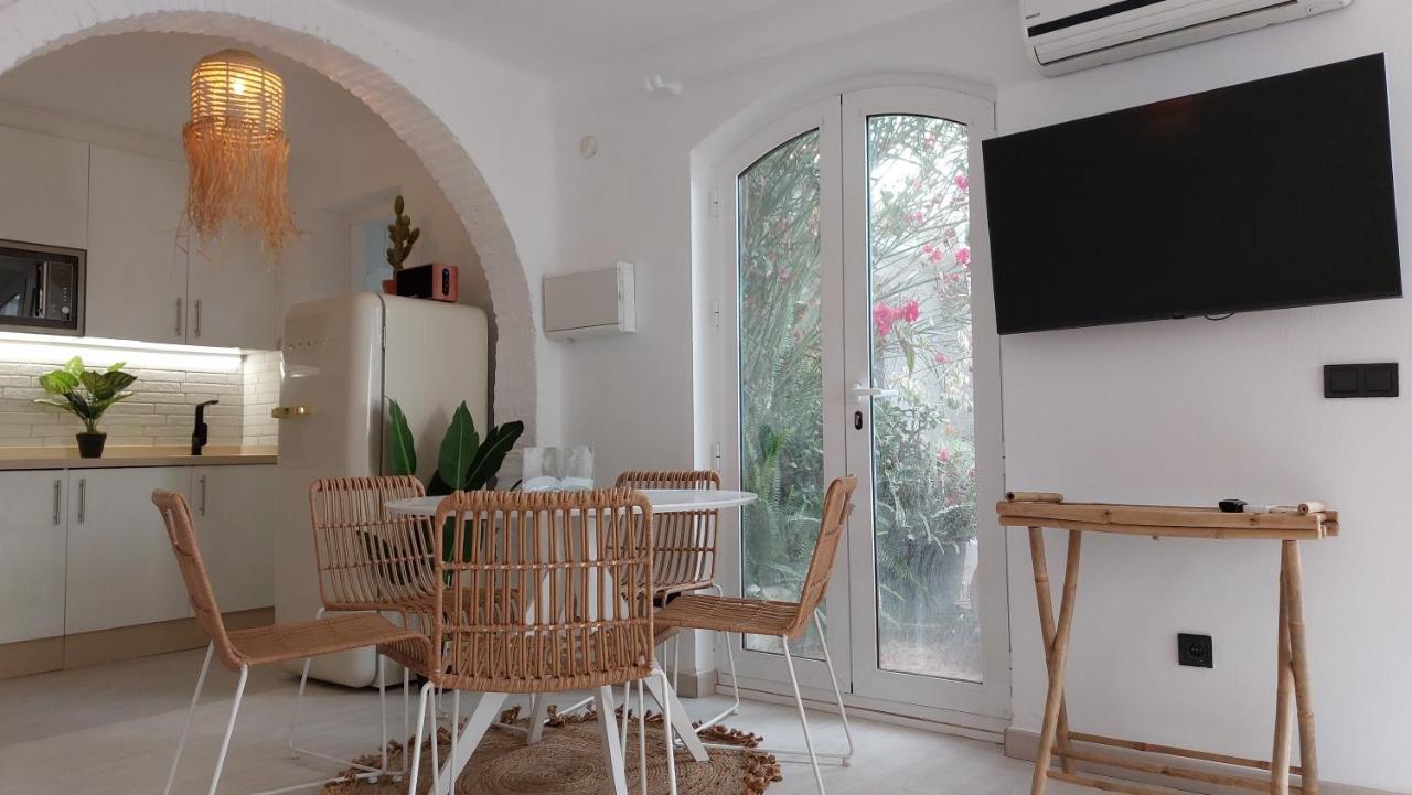 נרחה New Boho Home With Balcony, Private Garden And Communal Pool מראה חיצוני תמונה
